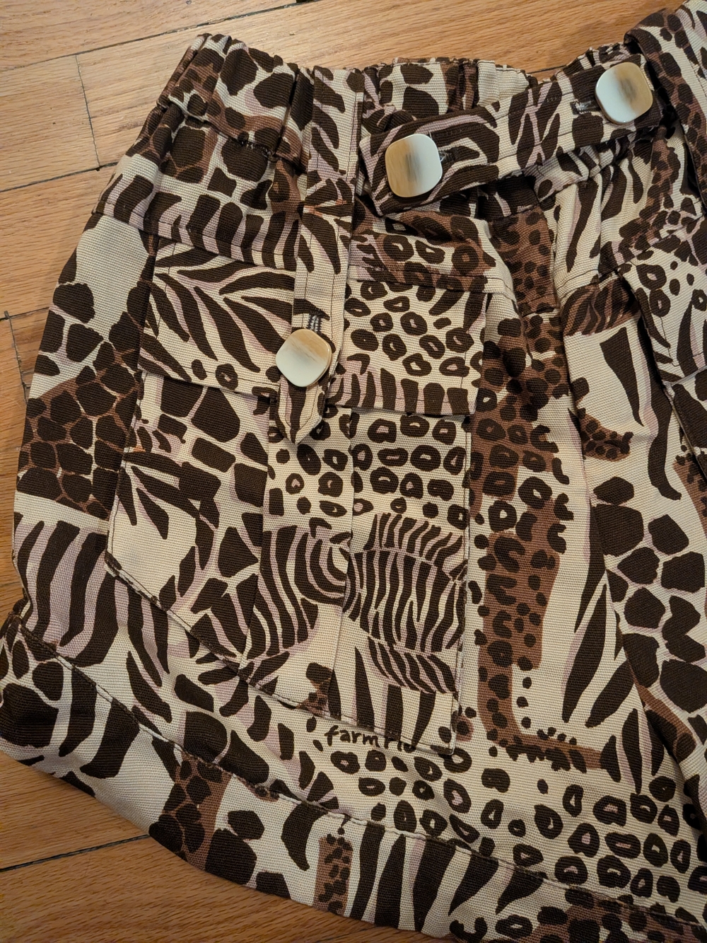 FARM Rio Safari Sand Shorts - Picture 3 of 9